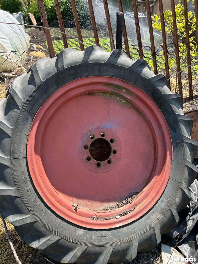 Zetor művelő, keskeny kerék