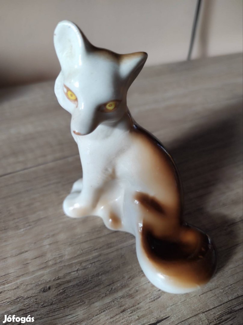 Zhk polonne kis róka porcelán figura 