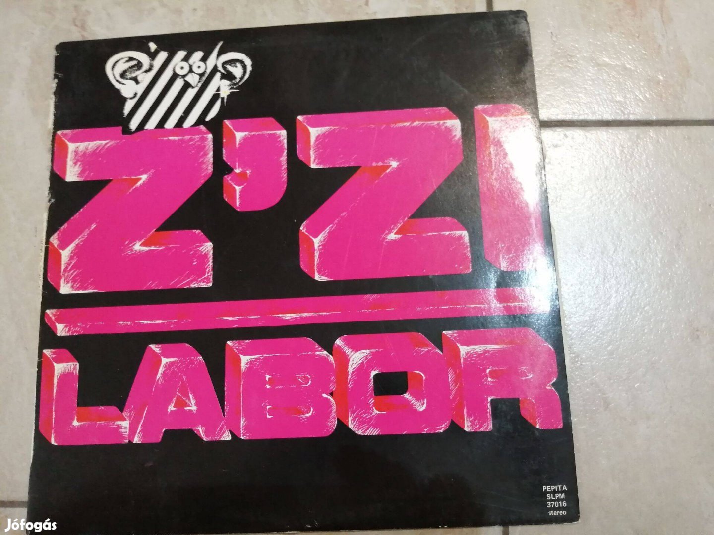 Zi Zi -Labor -bakelit lemez