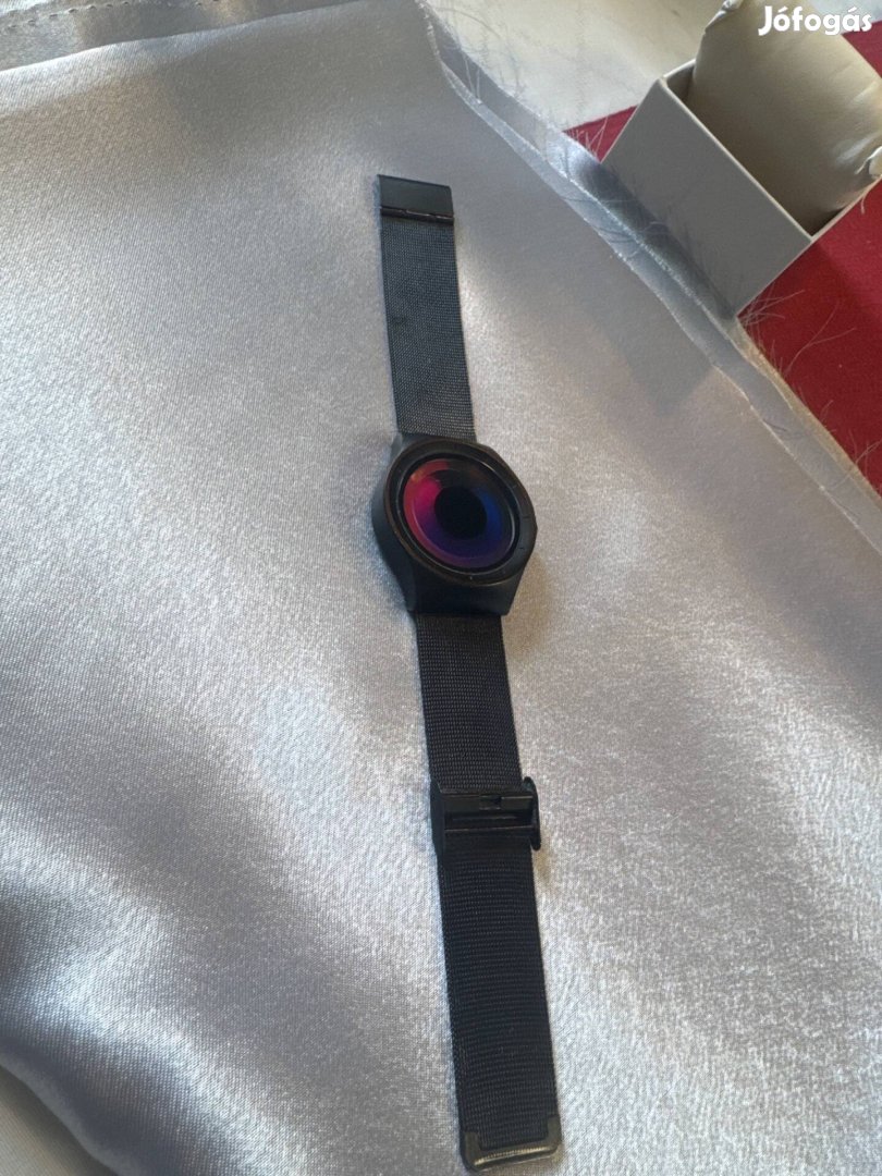 Ziiiro dizájnóra - Mercury Black/Purple, hibátlan