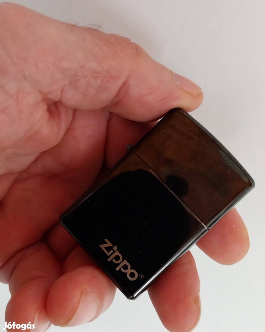 Zippo öngyújtó 