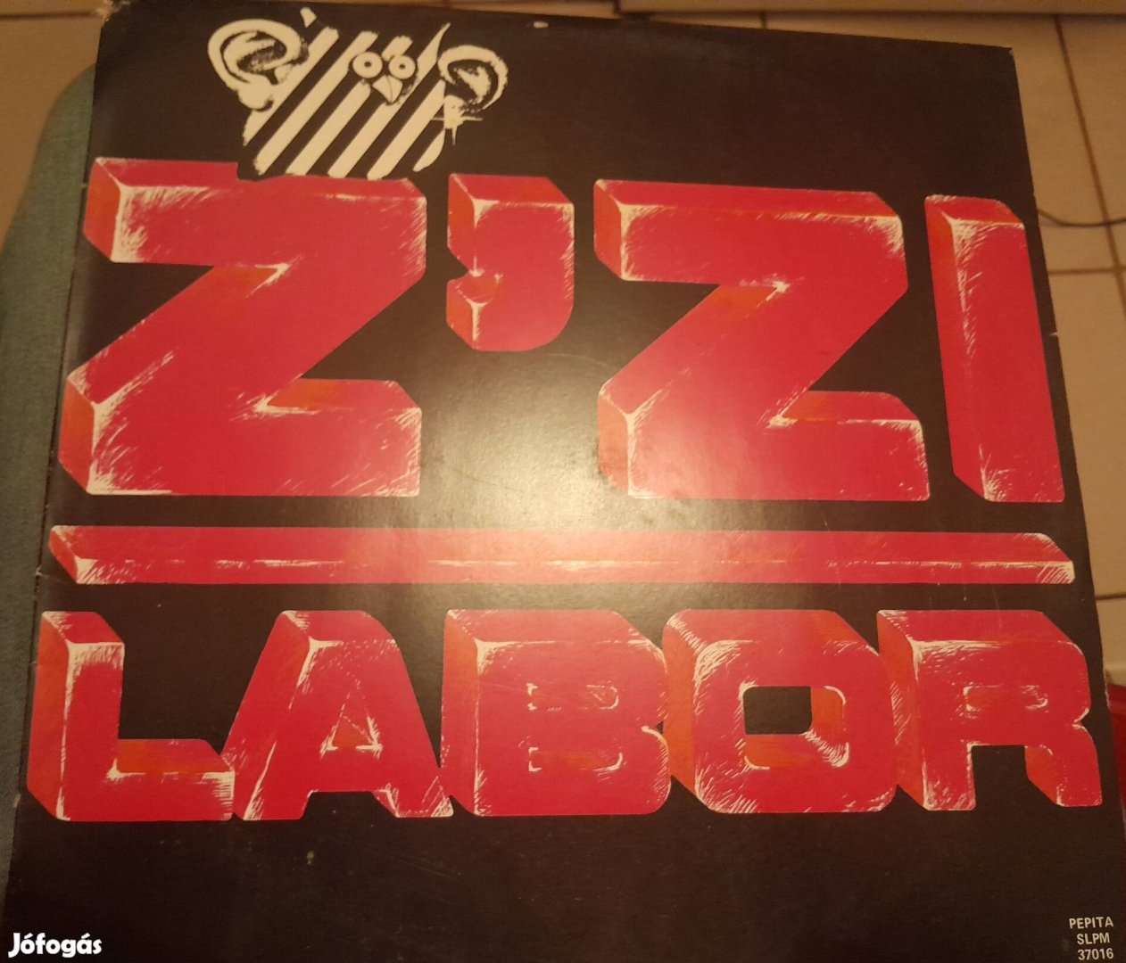 Zizi Labor bakelit lemez 