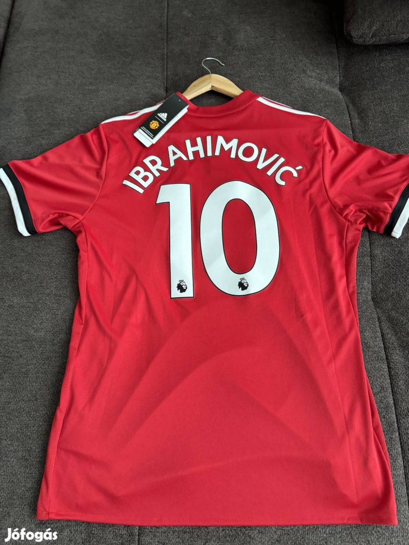 Zlatan Ibrahimovic mez eladó Manchester United