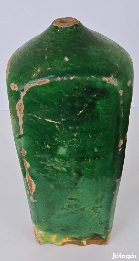 Zöld pálinkás butella T157