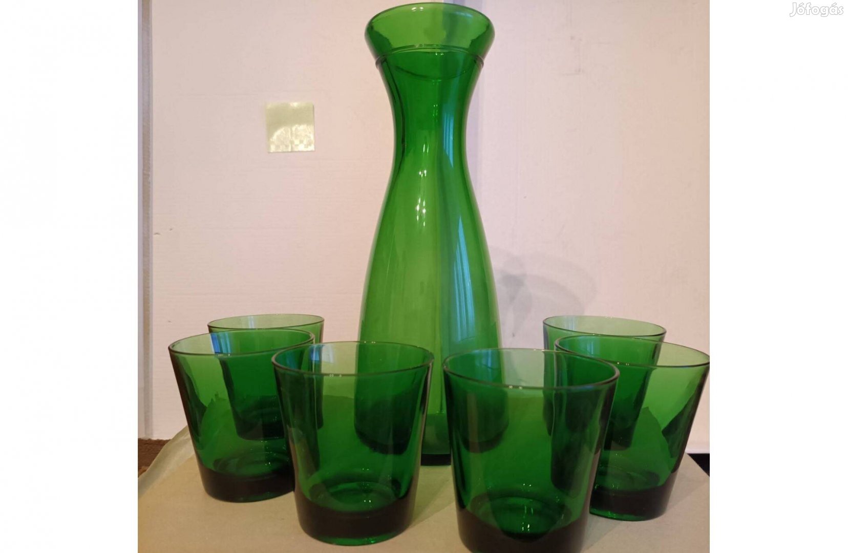 Zöld színű, üveg retro pohárkészlet