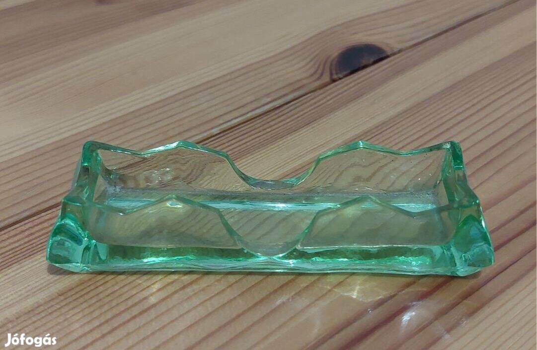 Zöld üveg fogvájótartó