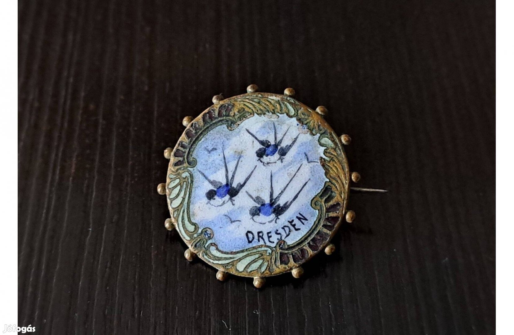 Zománcozott kitűző, Drezda