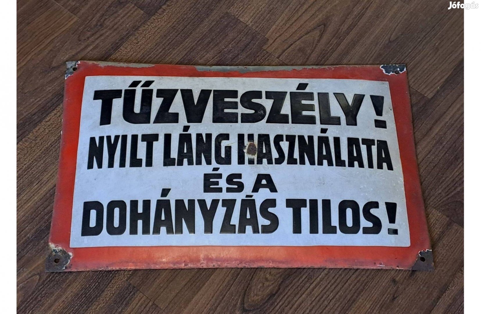 Zománcozott tábla "Tűzveszély"