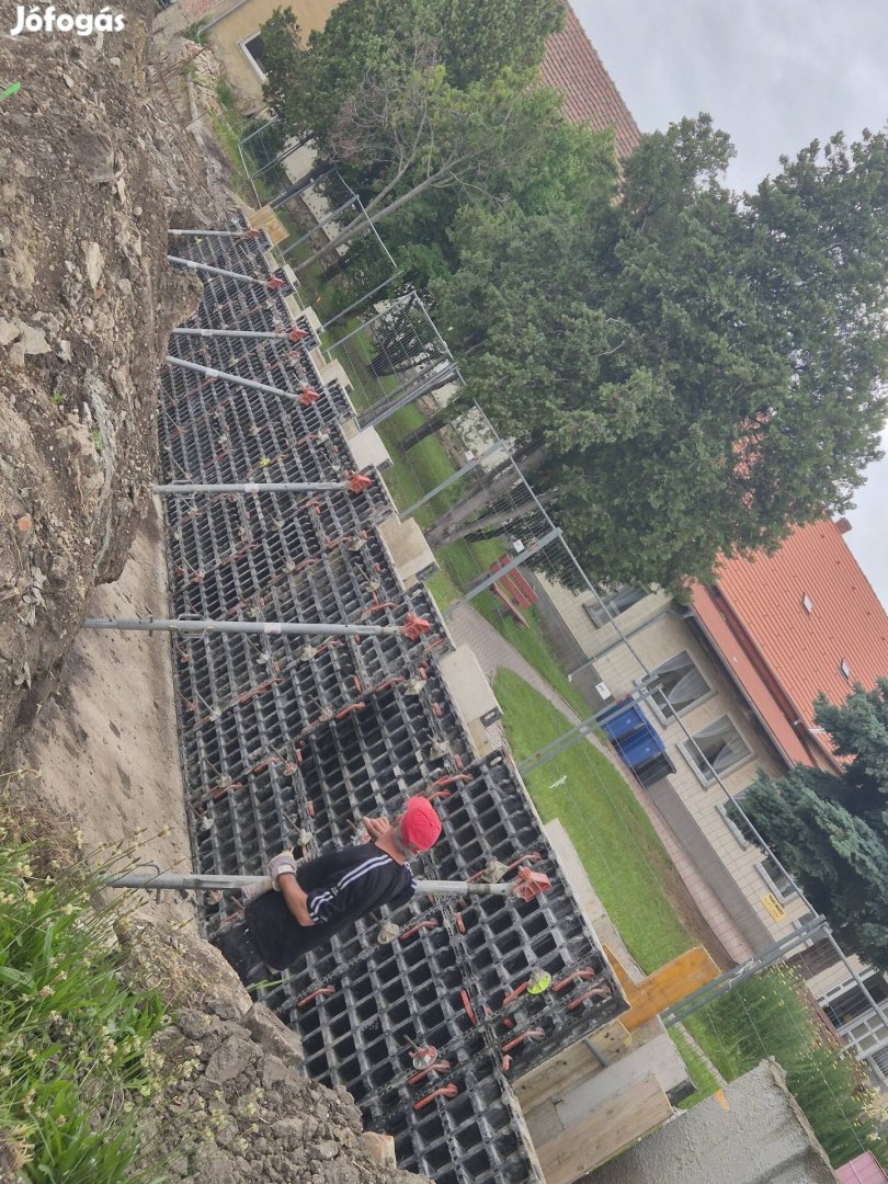 Zsaluzni tudó segédmunkásokat keresünk.