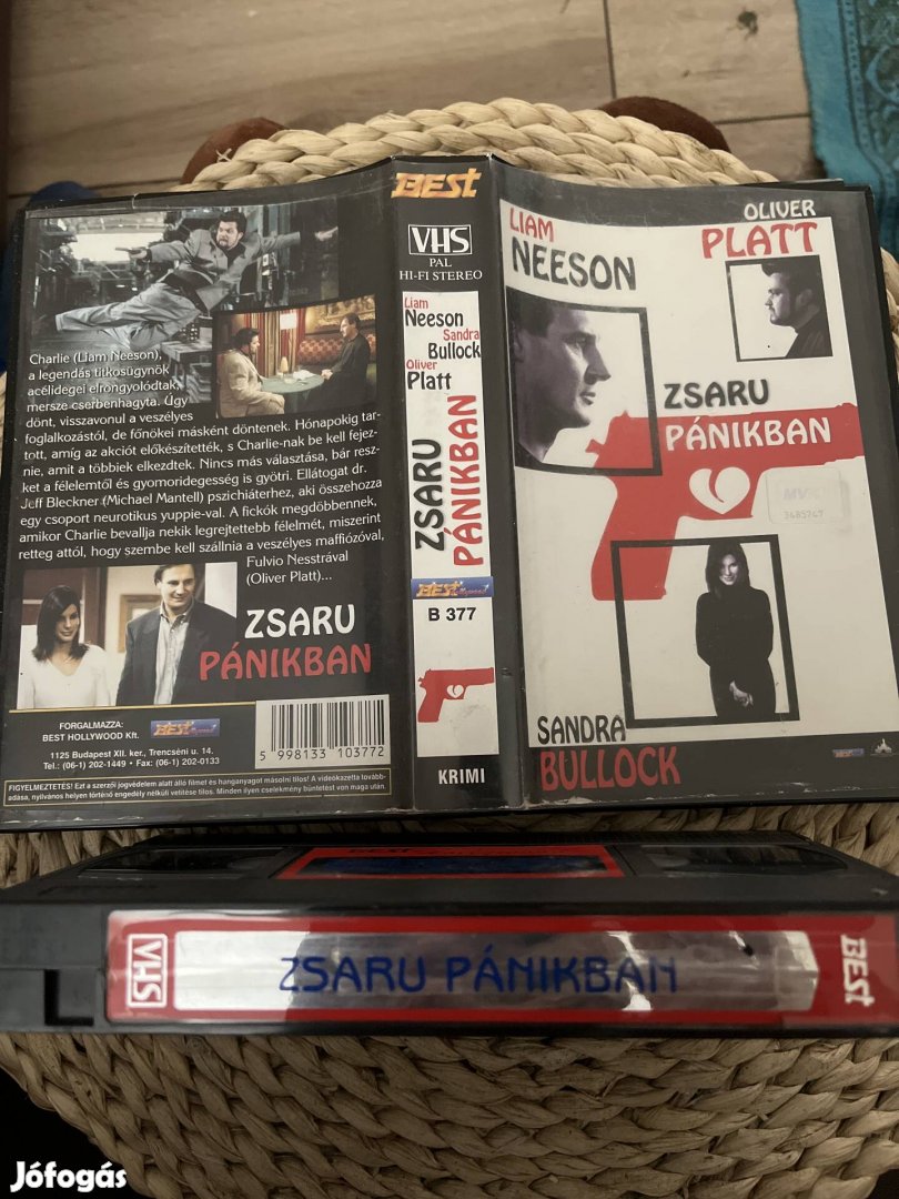 Zsaru pánikban vhs