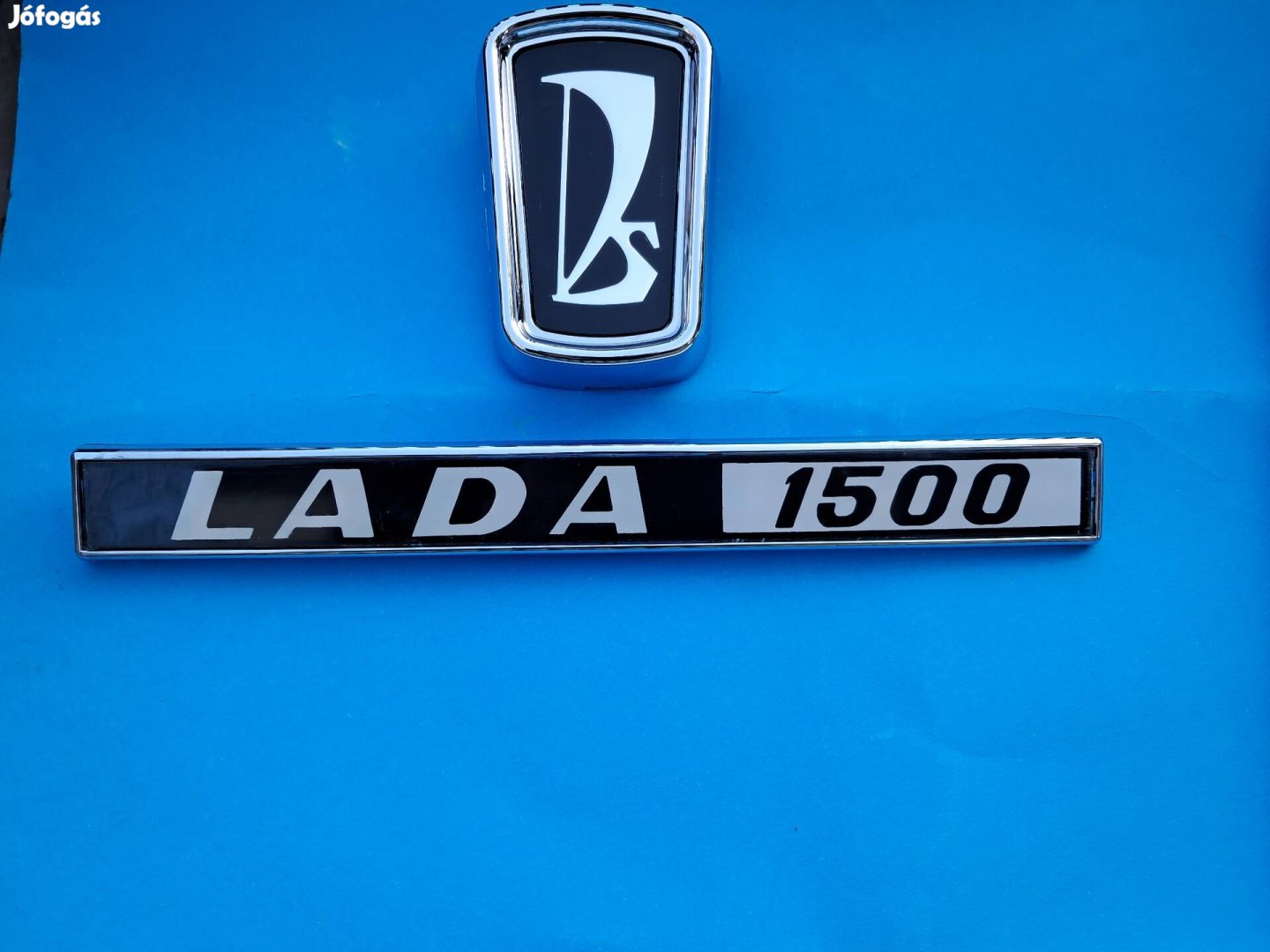 Zsiguli, Lada 1500 (2103) új embléma és felirat