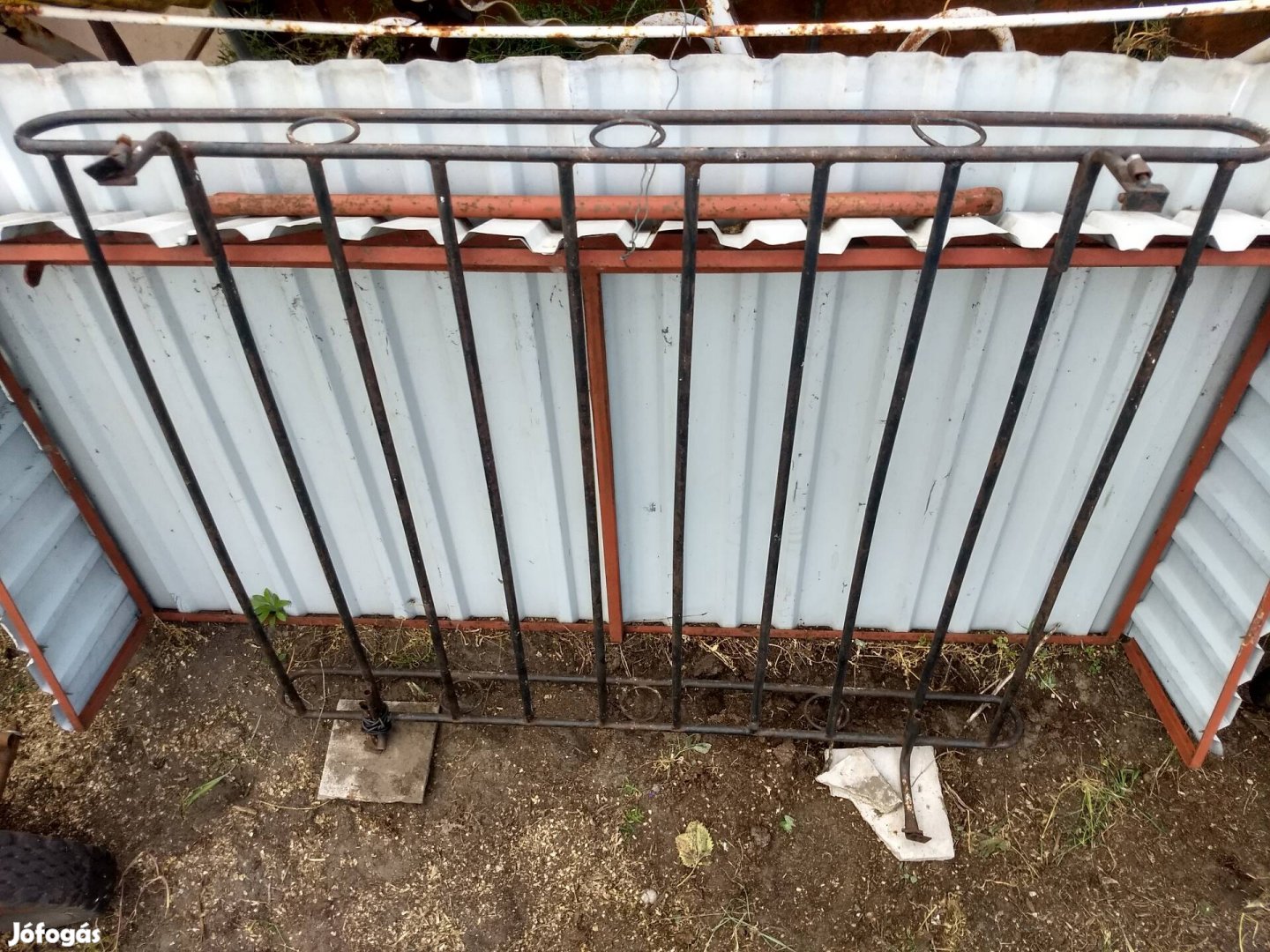Zsiguli gyári csomagtartoja