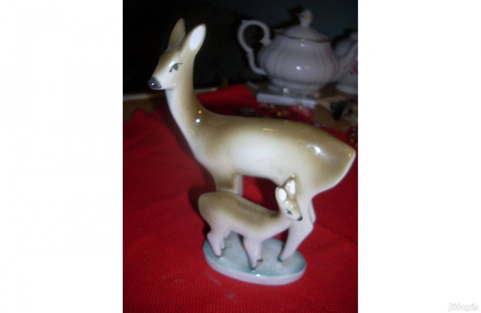 Zsolnai kedves egyedi porcelán