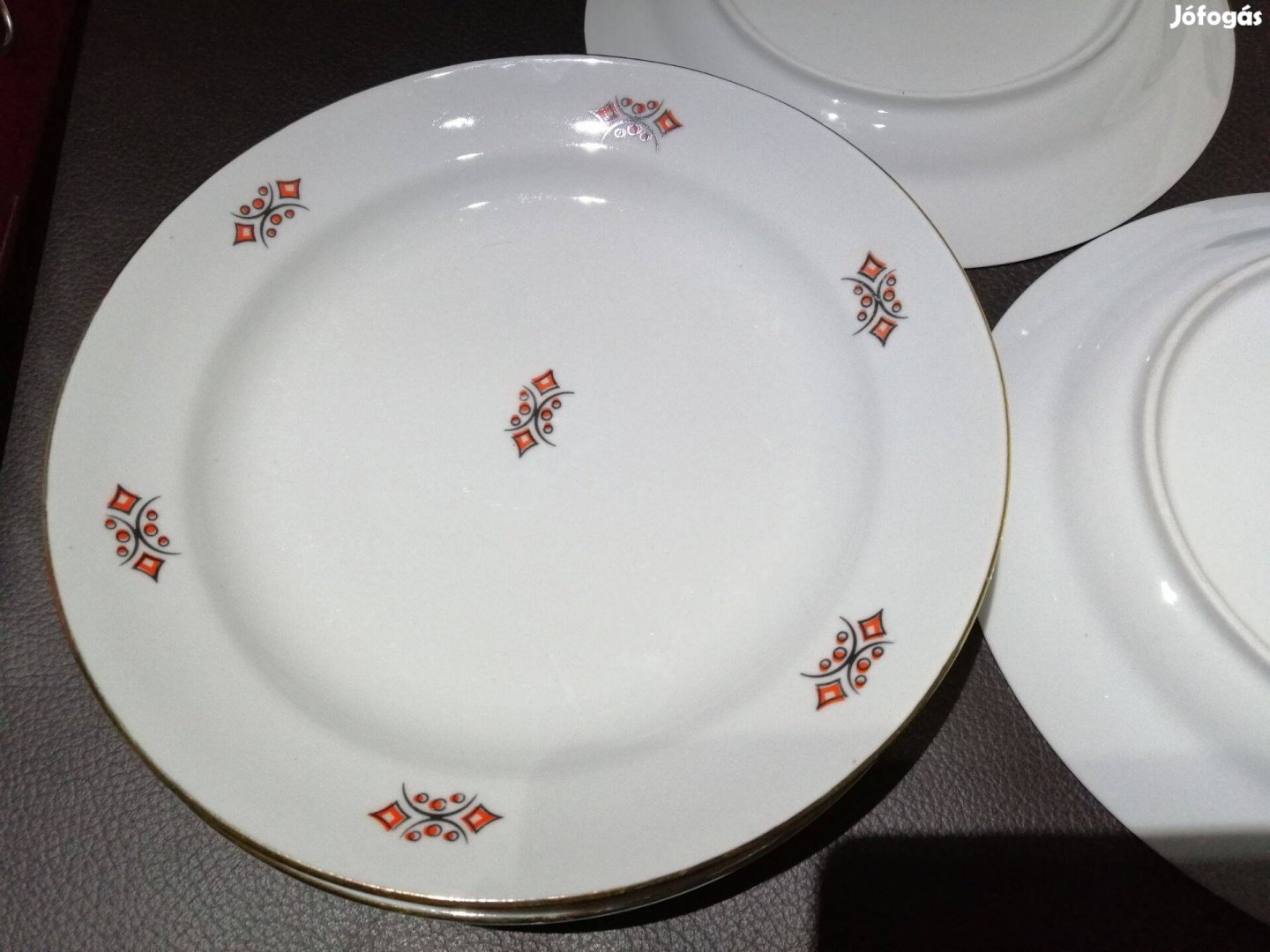 Zsolnai porcelán 6 db -s készlet lapos tányér ,újszerű