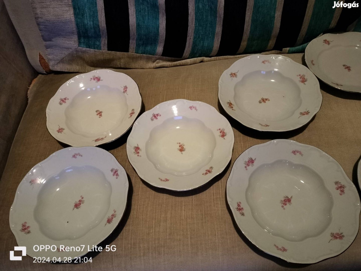 Zsolnay Porcelán tányérok 