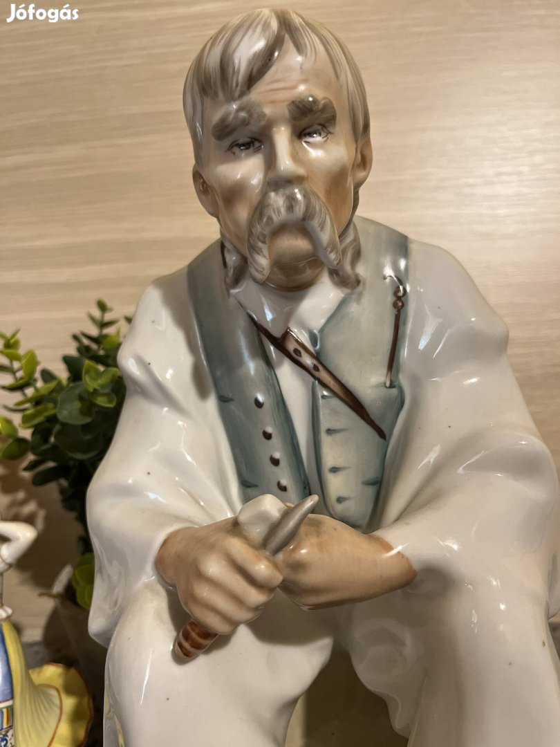 Zsolnay Szallonázó Juhász