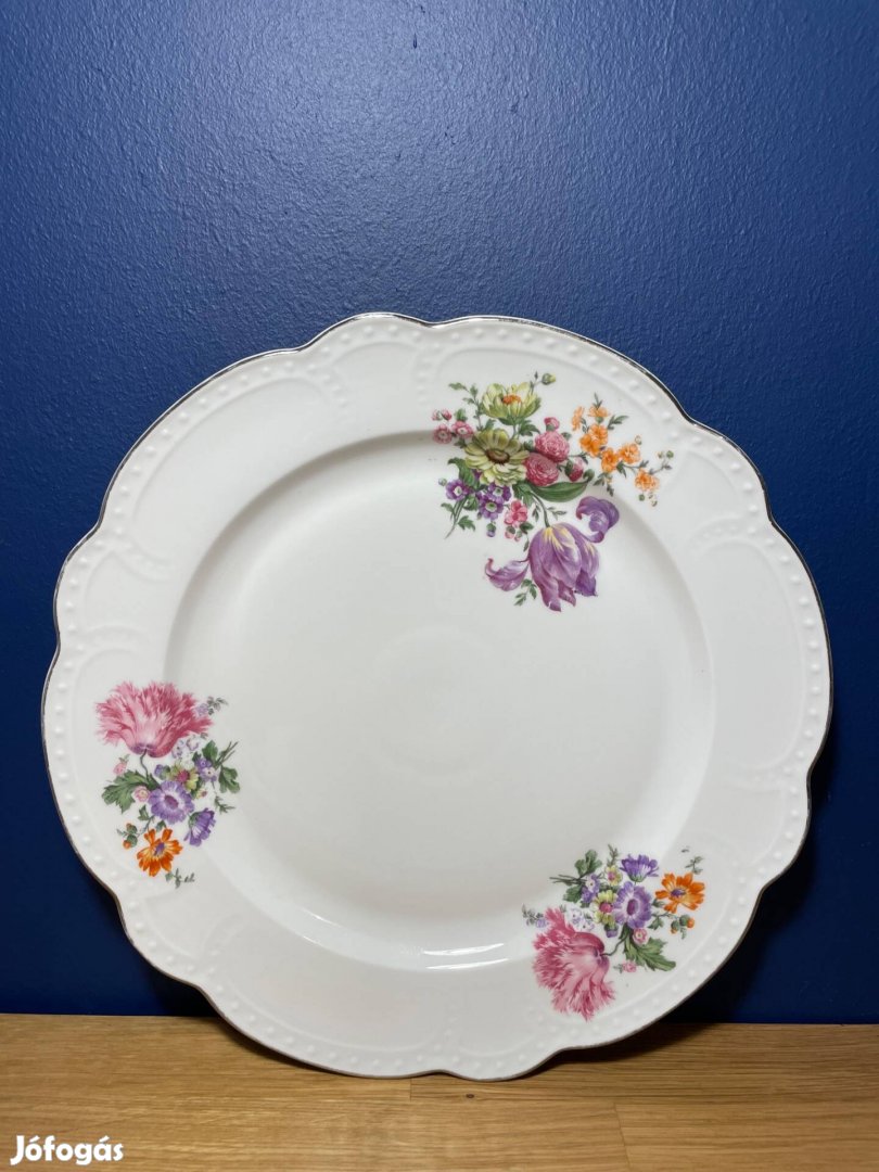 Zsolnay dúsvirágos, gyöngyös süteményes kínáló