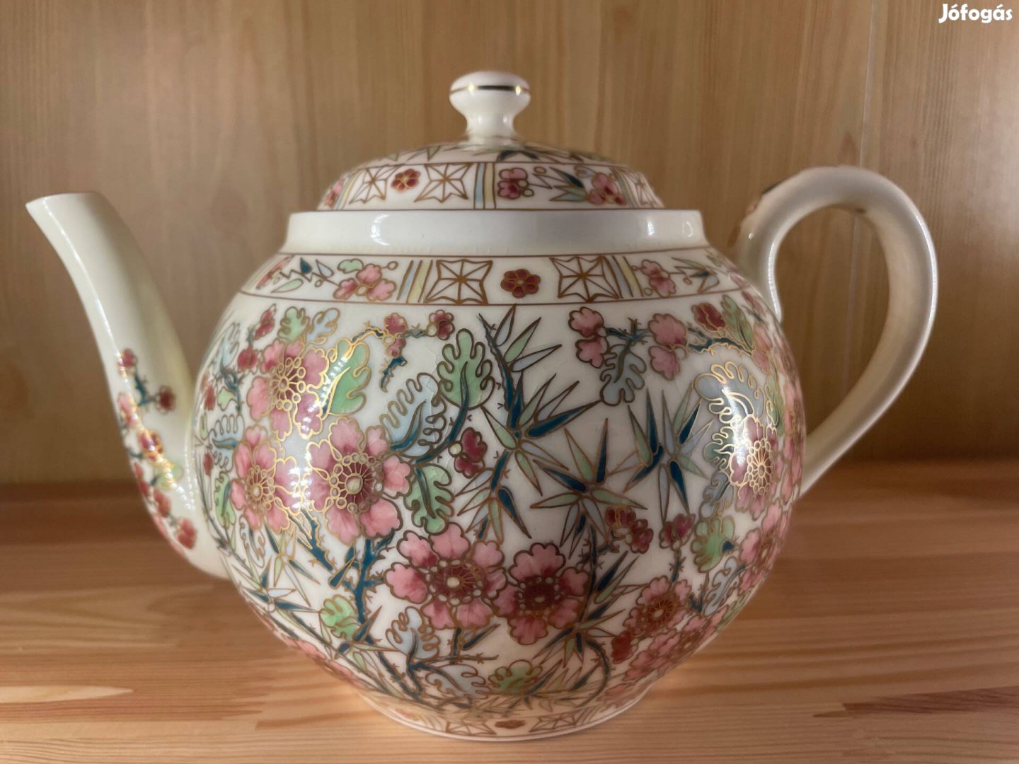 Zsolnay keleti mintás teáskanna