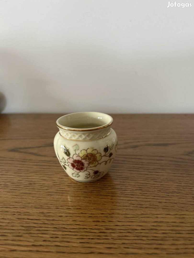Zsolnay kézzel festett porcelán mini váza