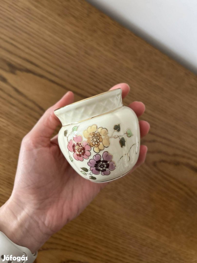 Zsolnay kézzel festett porcelán mini váza