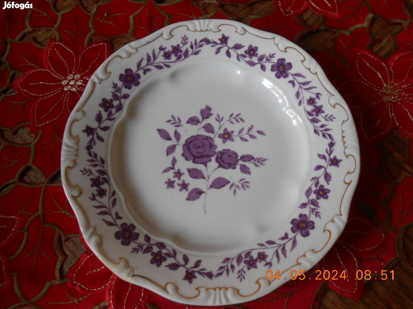 Zsolnay lila rózsa mintás süteményes tányér