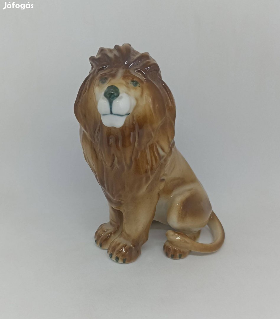 Zsolnay porcelán Oroszlán!