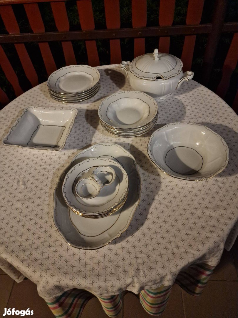 Zsolnay porcelán Tollazott készlet 24 karátos vékony arany