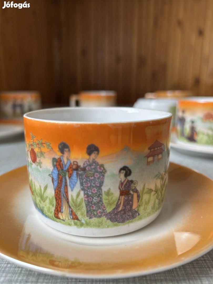 Zsolnay porcelán  teás készlet 6 személyes 