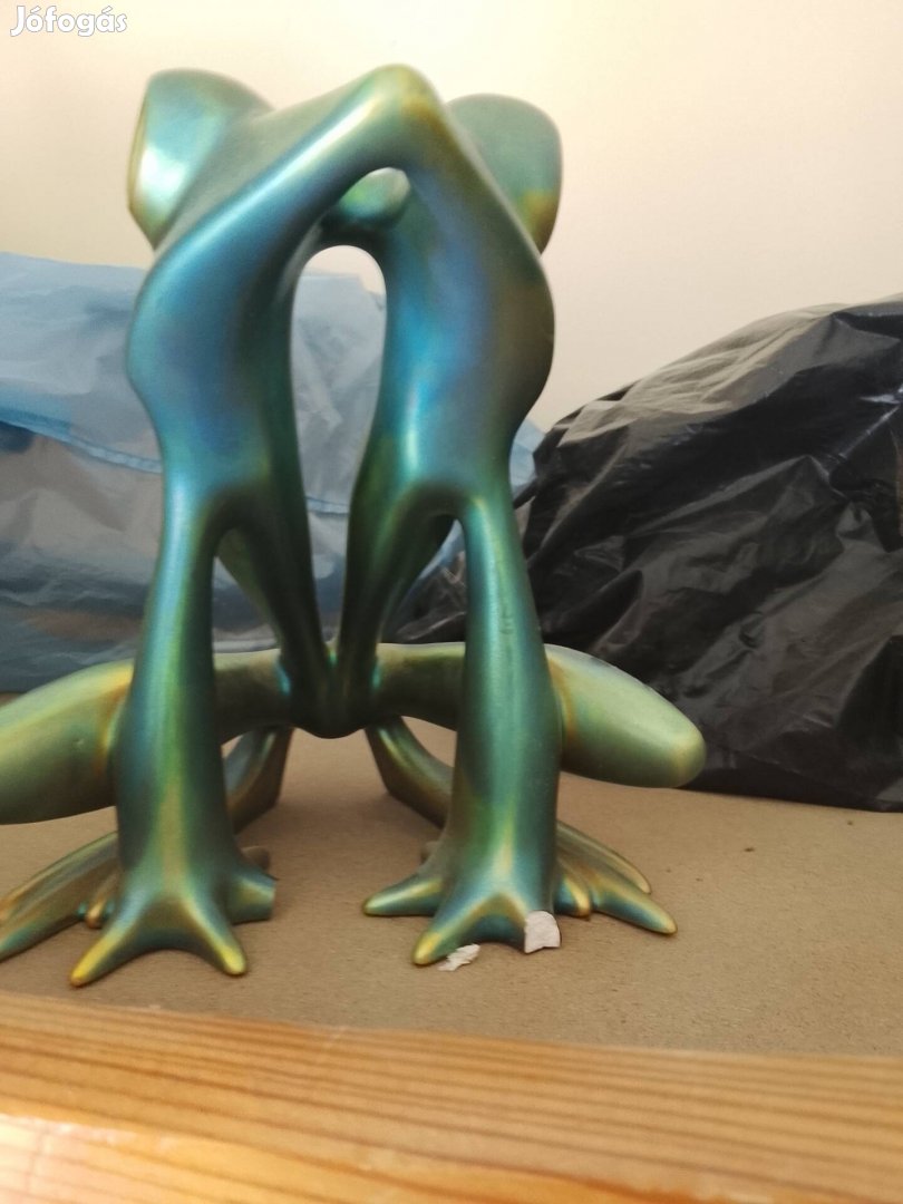 Zsolnay porcelán béka