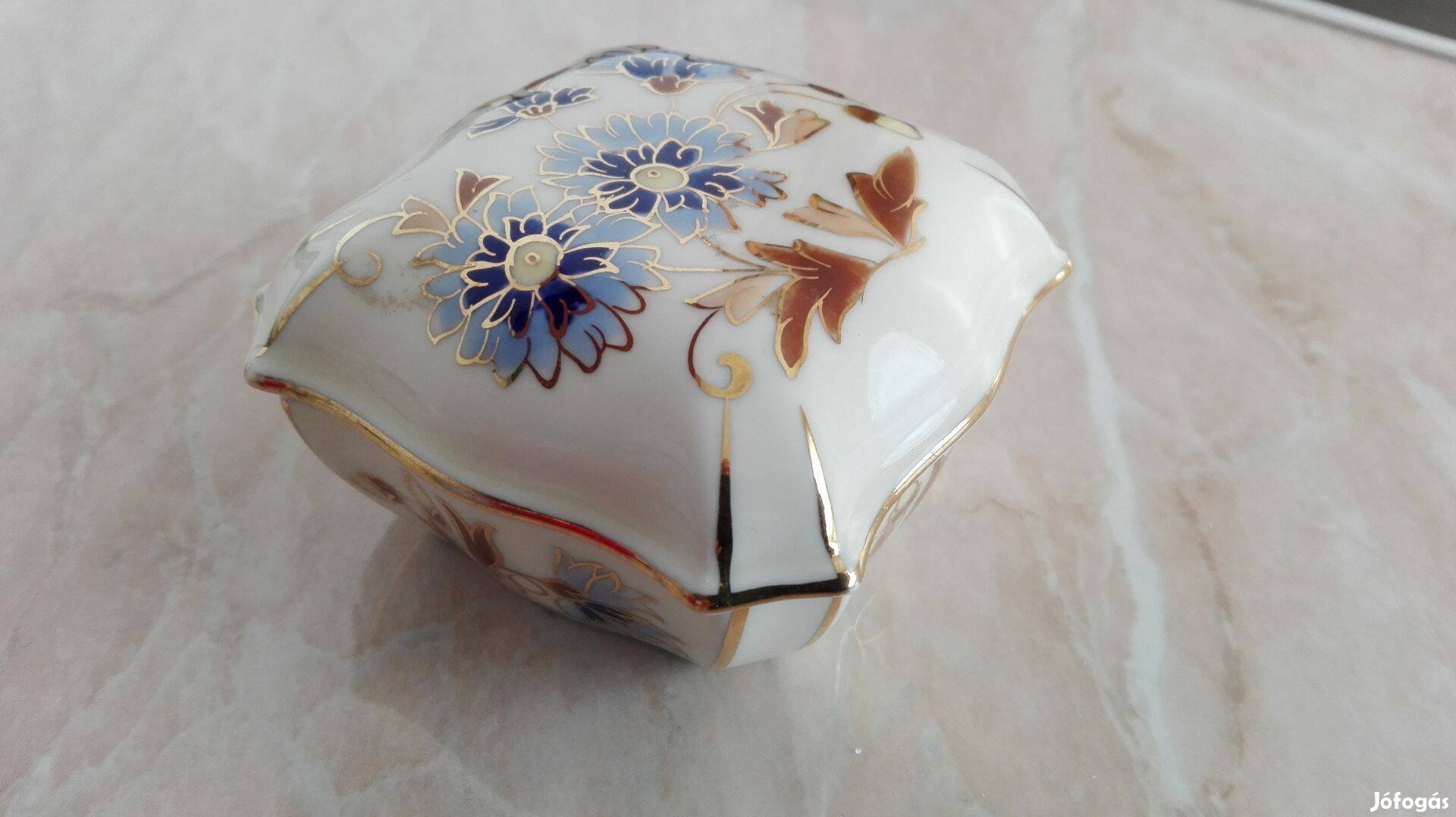 Zsolnay porcelán bonbonier jelzet db