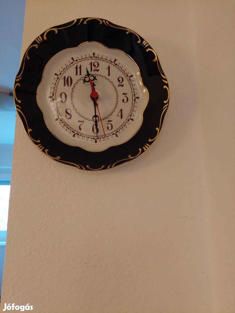 Zsolnay porcelan faliora Pompadour