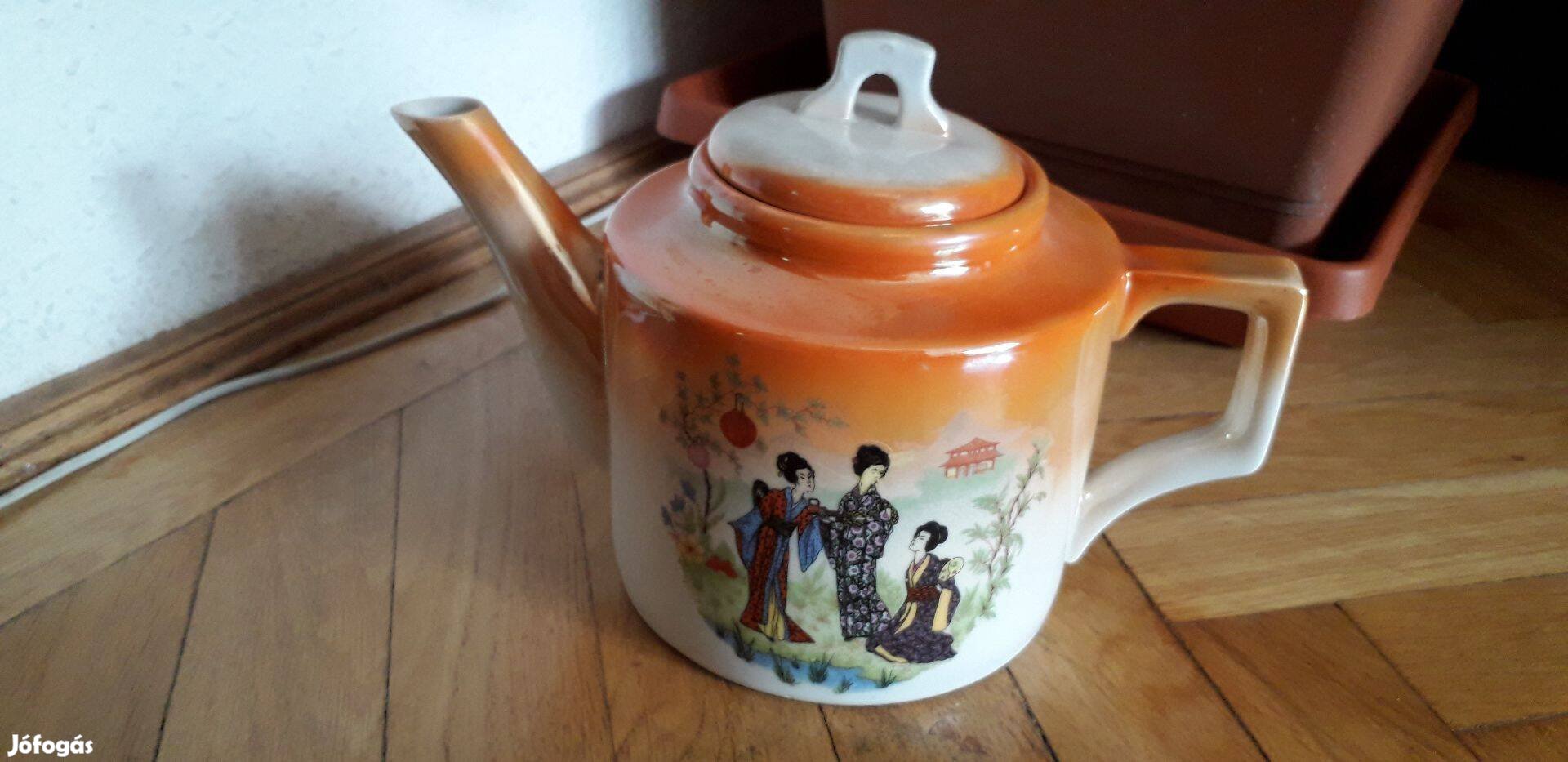 Zsolnay porcelán japán mintás teáskanna eladó, retro, régiség