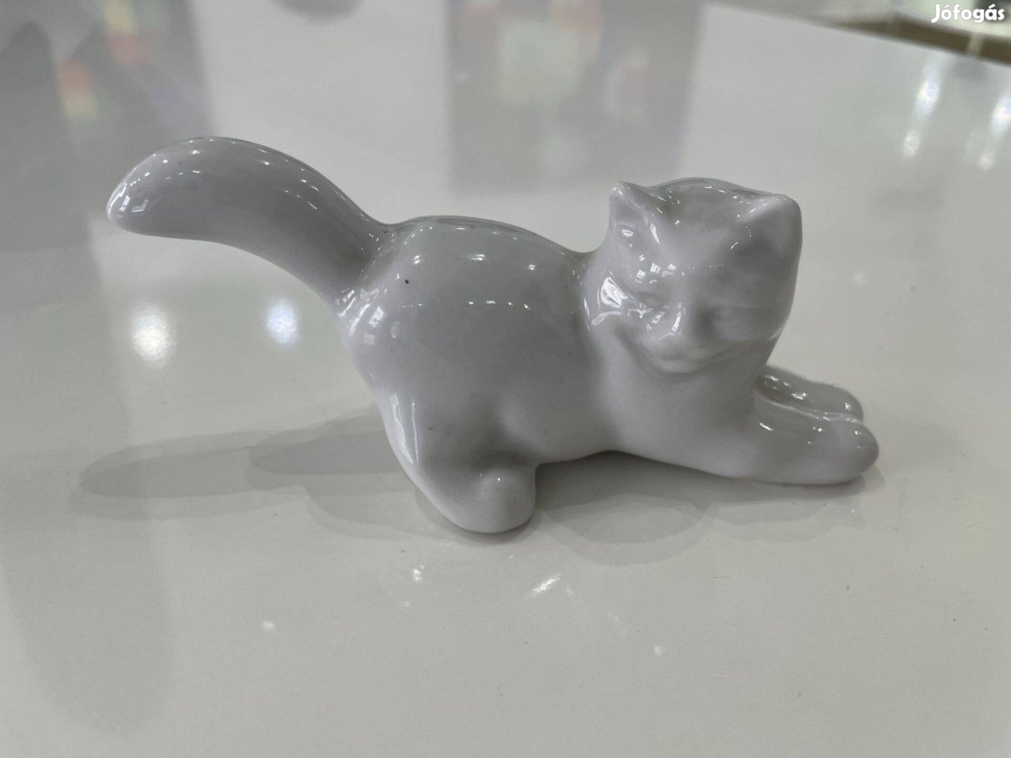 Zsolnay porcelán macska cica Sinkó András terve állatfigura