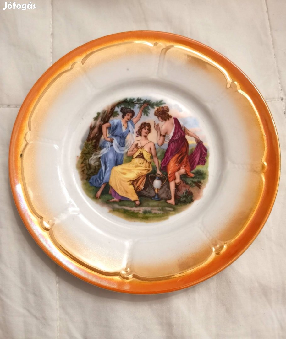 Zsolnay porcelán süteményes kistányér, zsáner jelenet