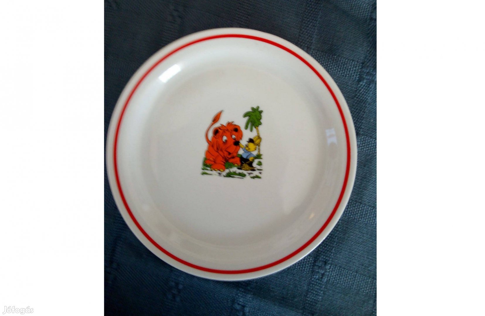 Zsolnay porcelán tányér, festett mesefigurás ritkaság