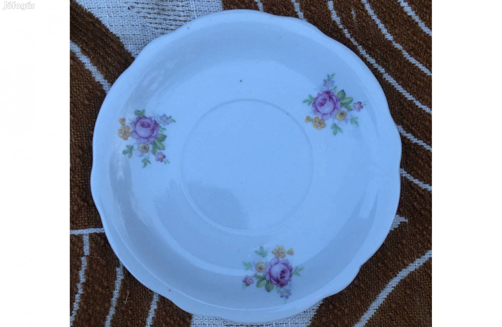 Zsolnay porcelán tányér pótlásra 1500 Ft :Lenti