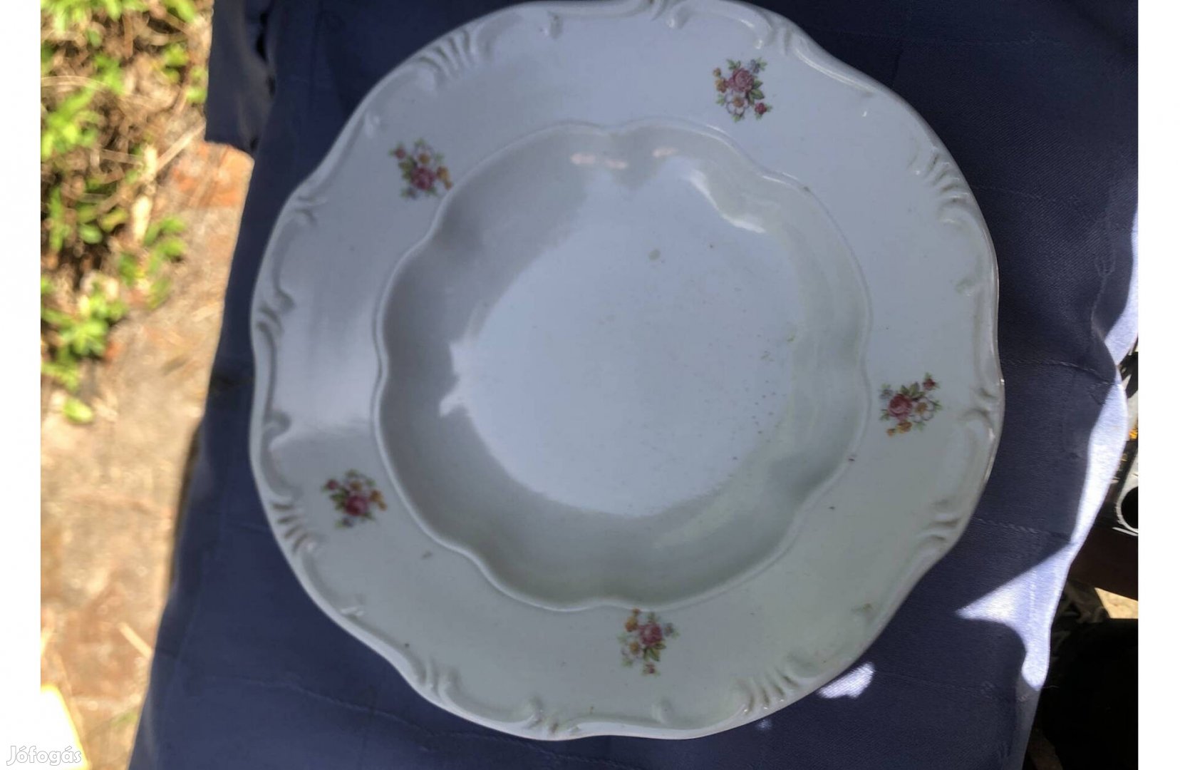 Zsolnay porcelán tányér,régi jelzett virágmintás mélytányér 4000 Ft