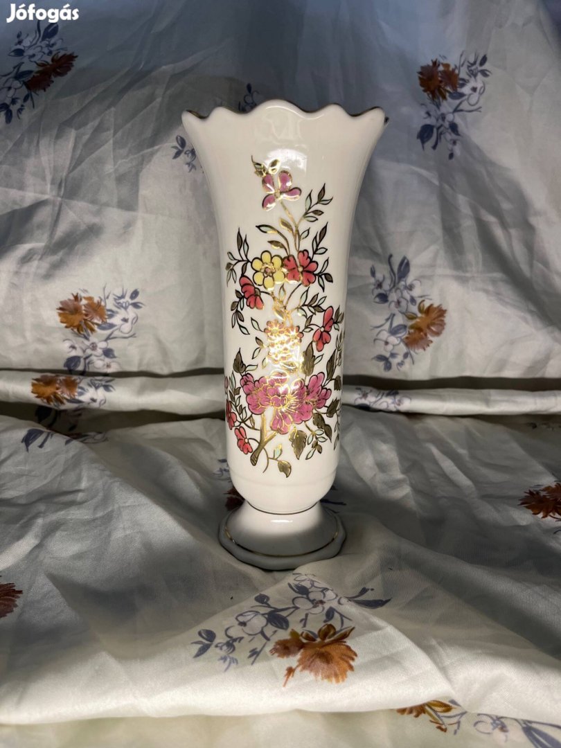 Zsolnay porcelán váza