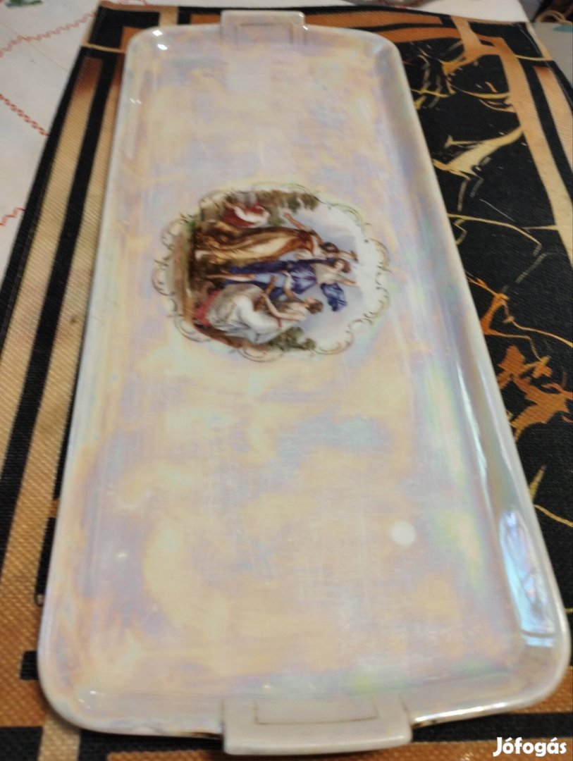 Zsolnay süteményes tál.