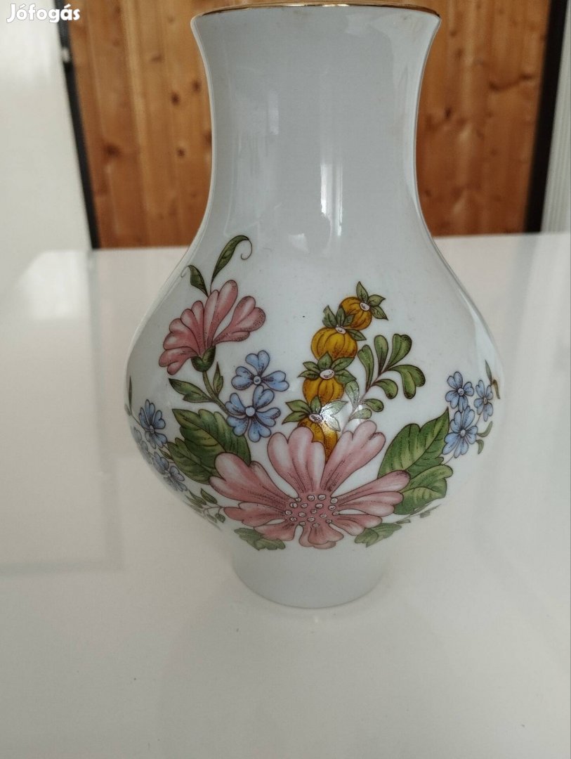 Zsolnay váza 18 cm magas