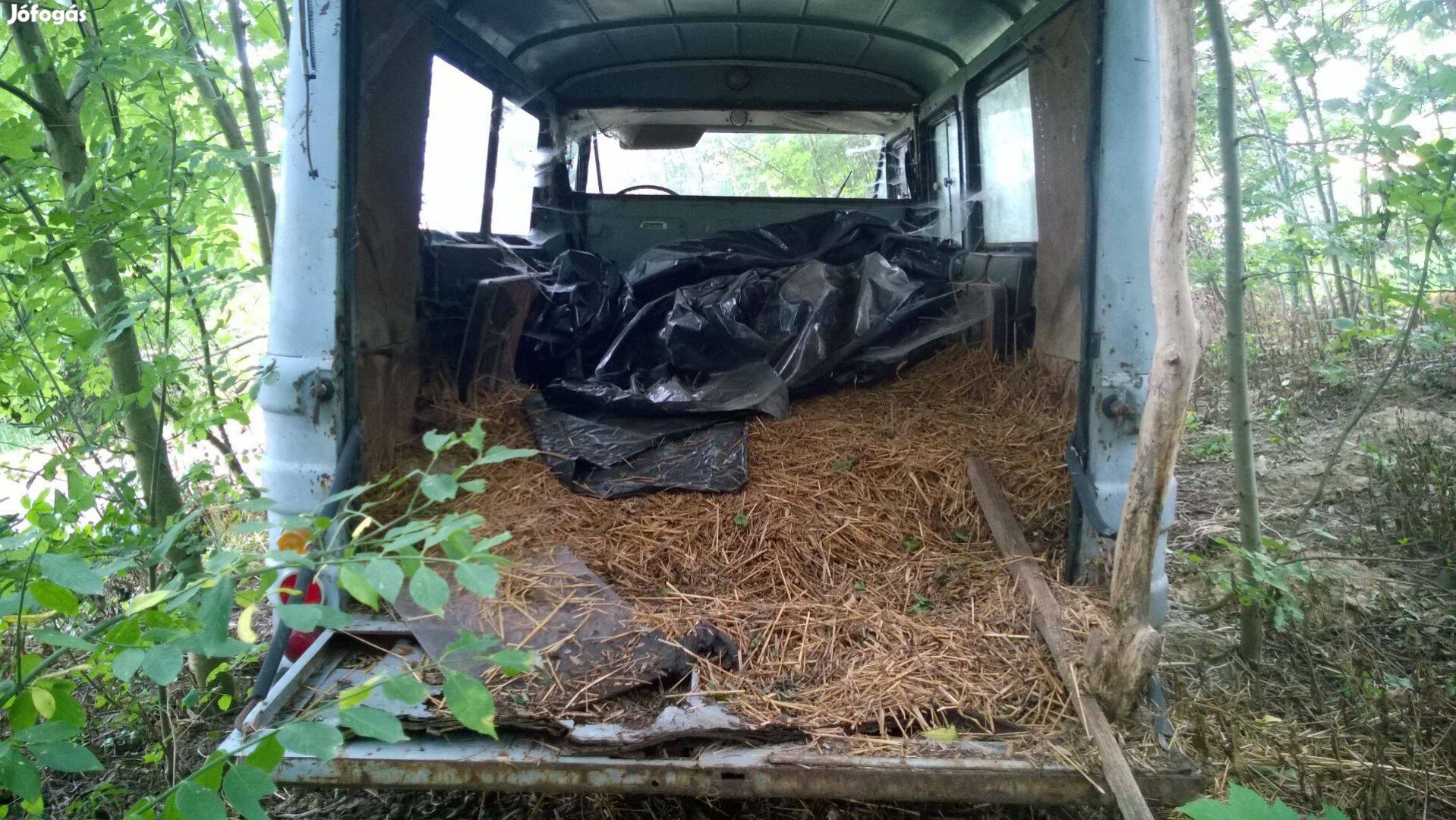 Zsuk busz körbe ablak Zuk A07 hiánytalan kaszni , alváz nélkül félár