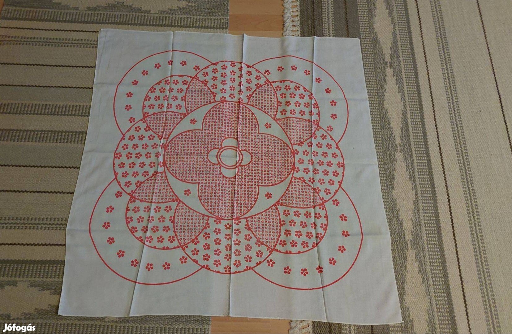 Zsúr abrosz 81 x 85 cm-es