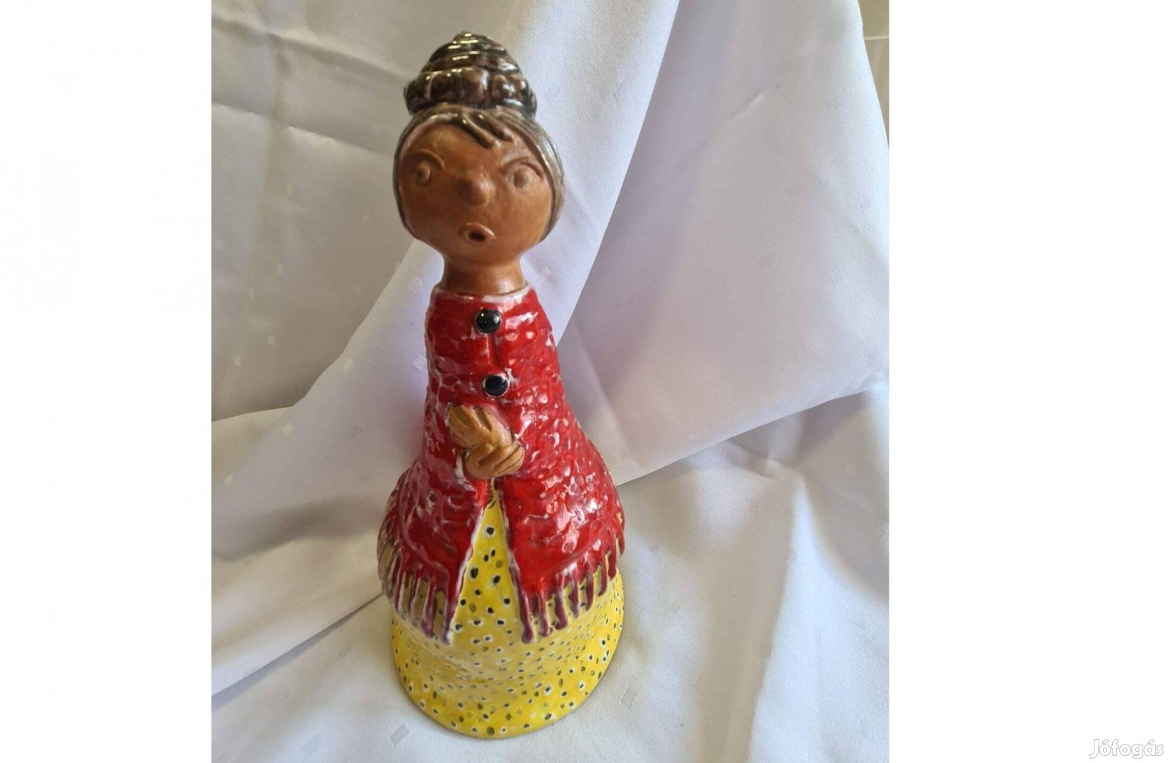 Zsürizett Kiss Roóz Ilona kerámia szobor