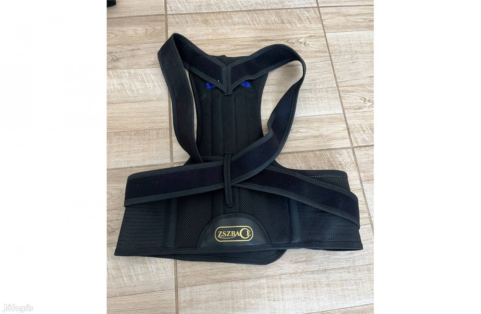 Zszbace hátkiegyenesítő és testtartásjavító pánt