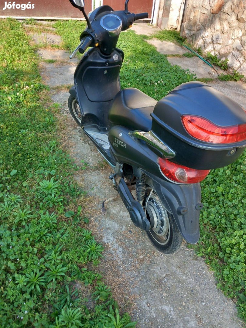 Ztec yadea robogo
