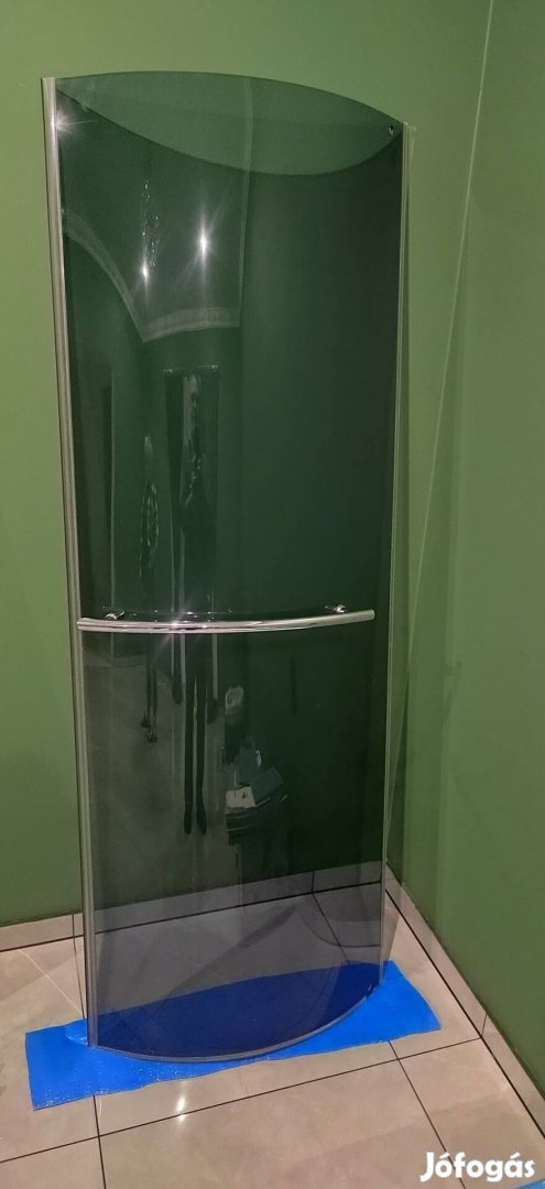 Zuhanytálca kabinnal