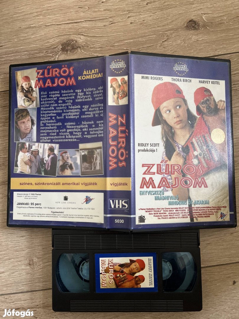 Zűrös majom vhs 