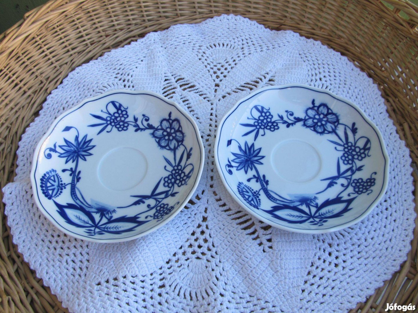 Zwiebelmuster hagymamintás porcelán alátét