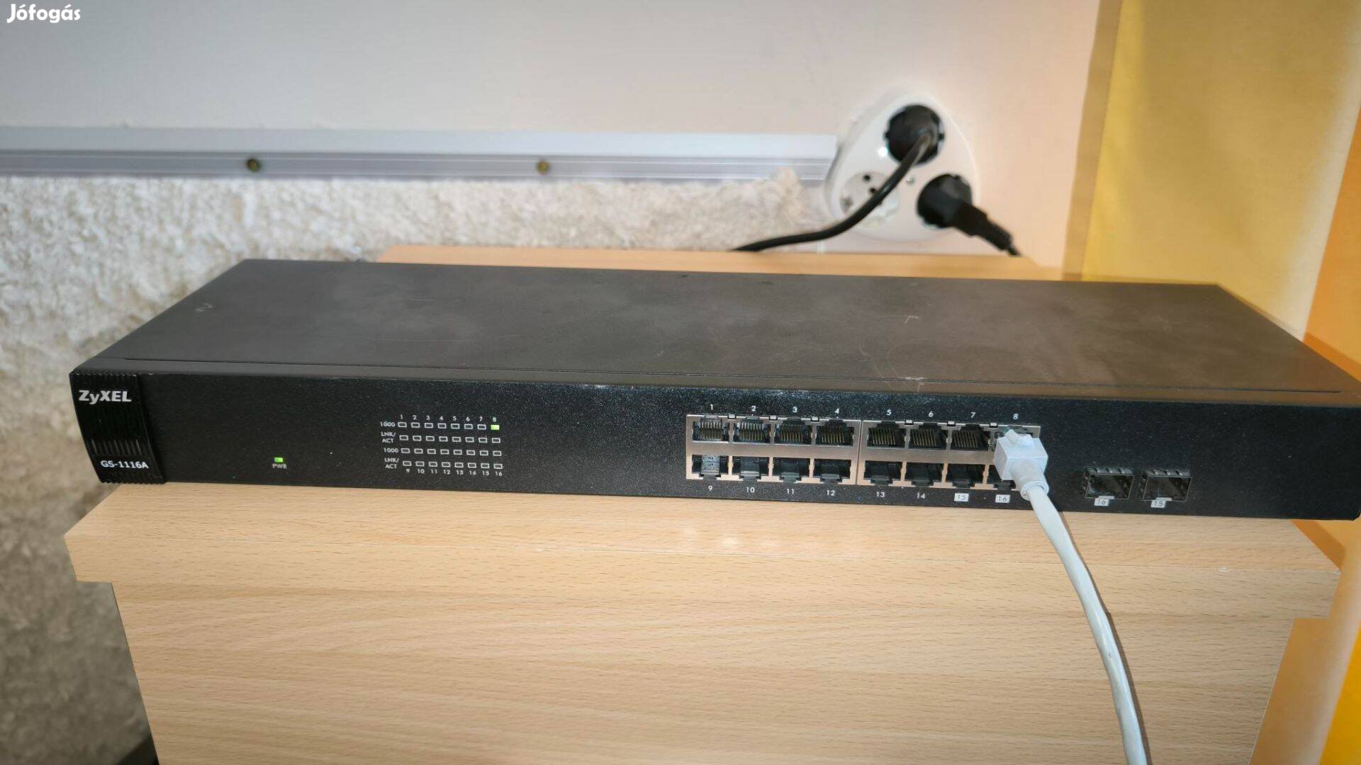 Zyxel GS-1116A 16 portos, L2, gigabit Switch, 2db SFP, U1 rack-be