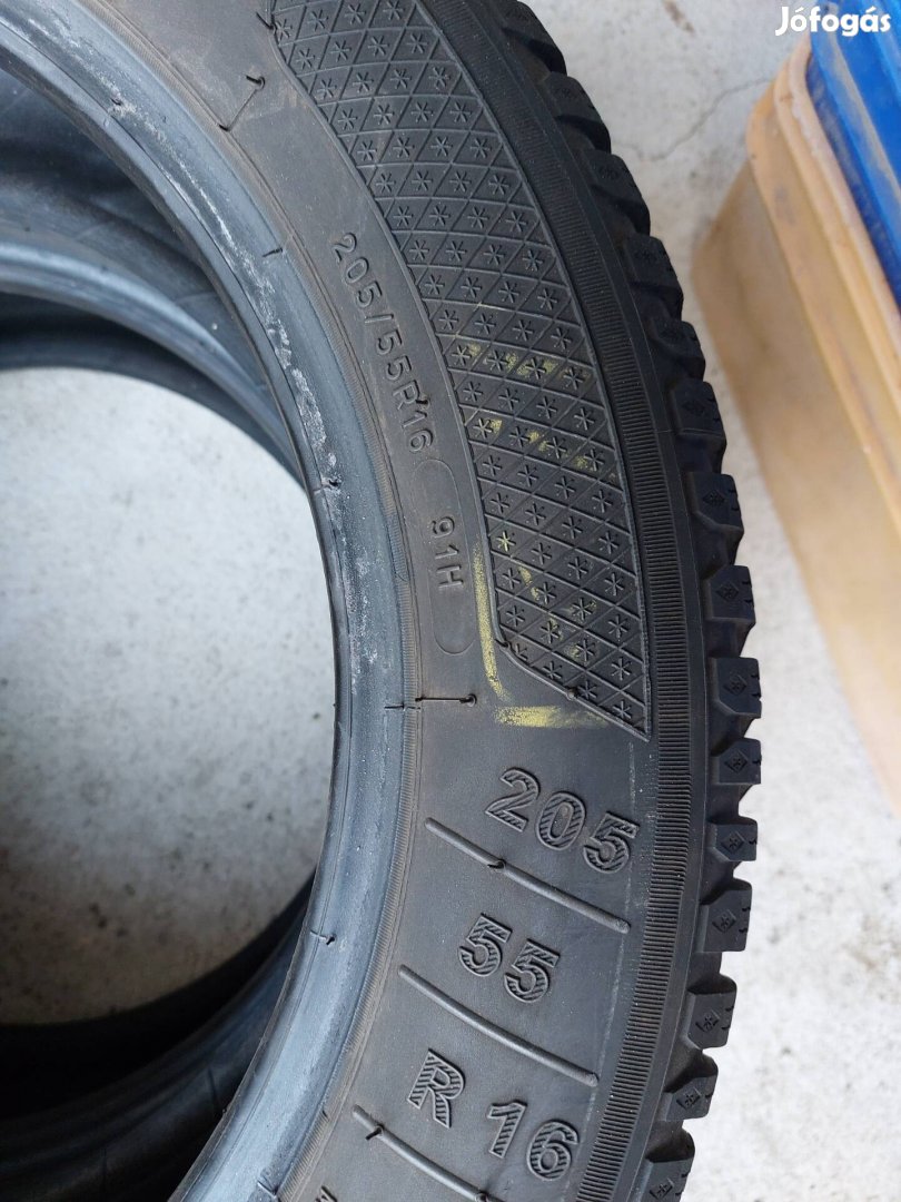 205/55 R16 téli 2 db Kleber